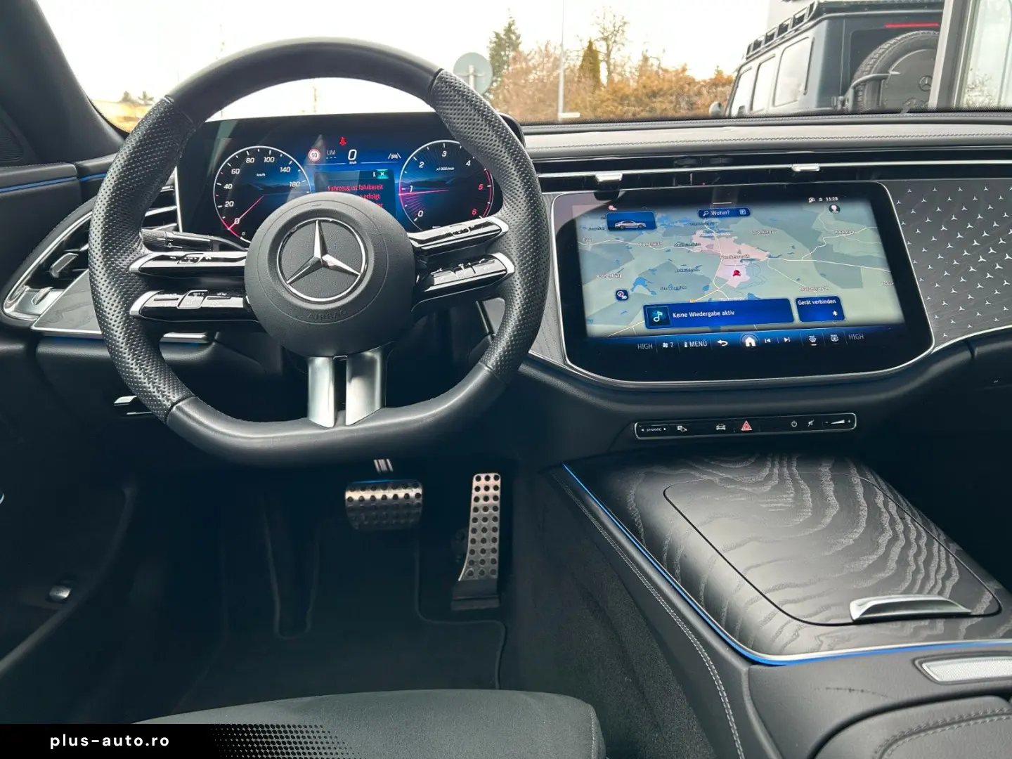 MERCEDES-BENZ E 220d  AMG   NIGHT  KEYLESS LED  KAMERA