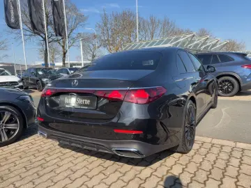 MERCEDES-BENZ E 200 AMG ADV. PLUS NIGHT PANO DISTR 360  AMBI