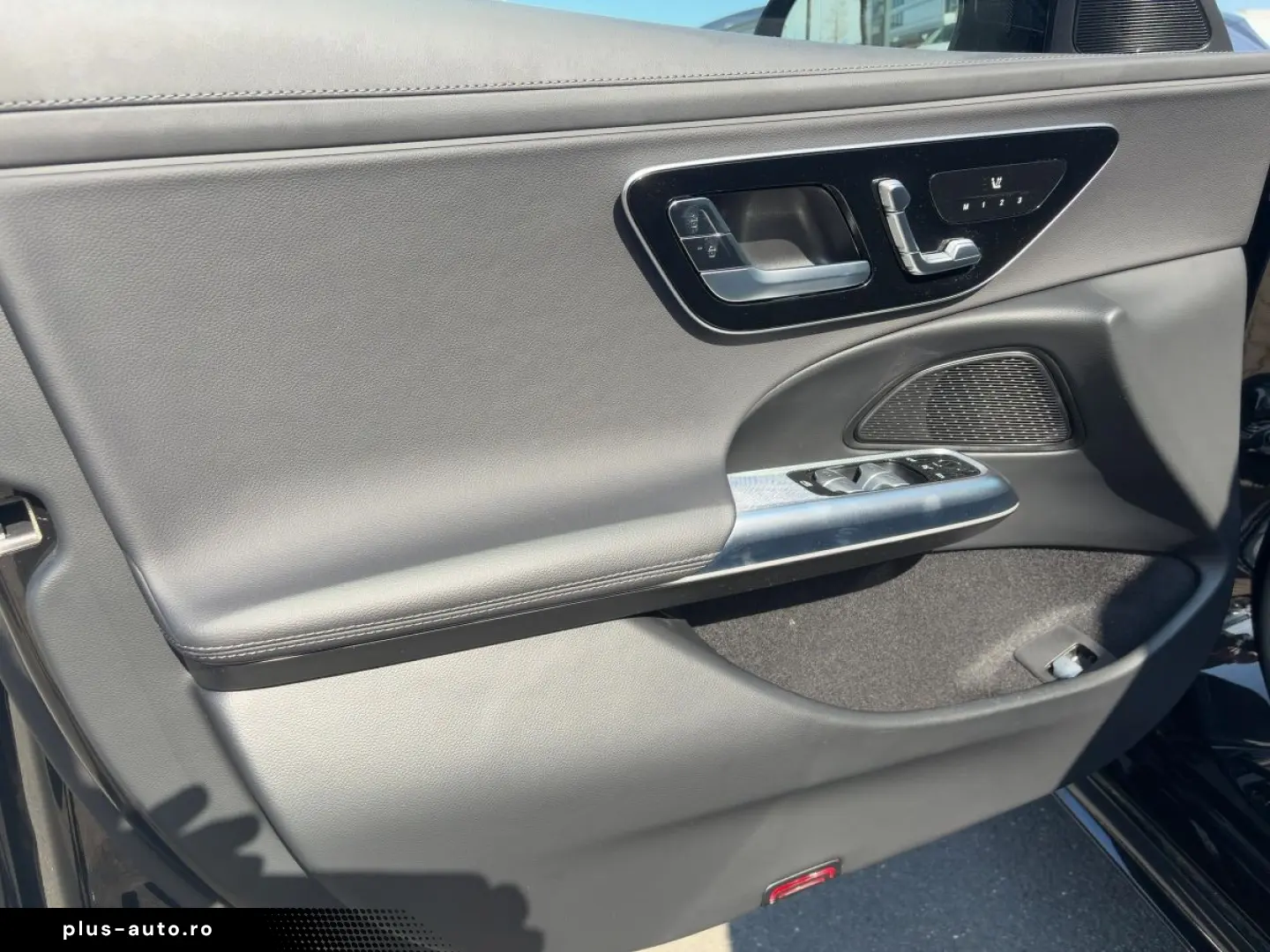 MERCEDES-BENZ E 200 AMG ADV. PLUS NIGHT PANO DISTR 360  AMBI