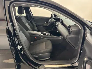 MERCEDES-BENZ A 180 A Limousine d 85kW 116pk 4D P Auto-7