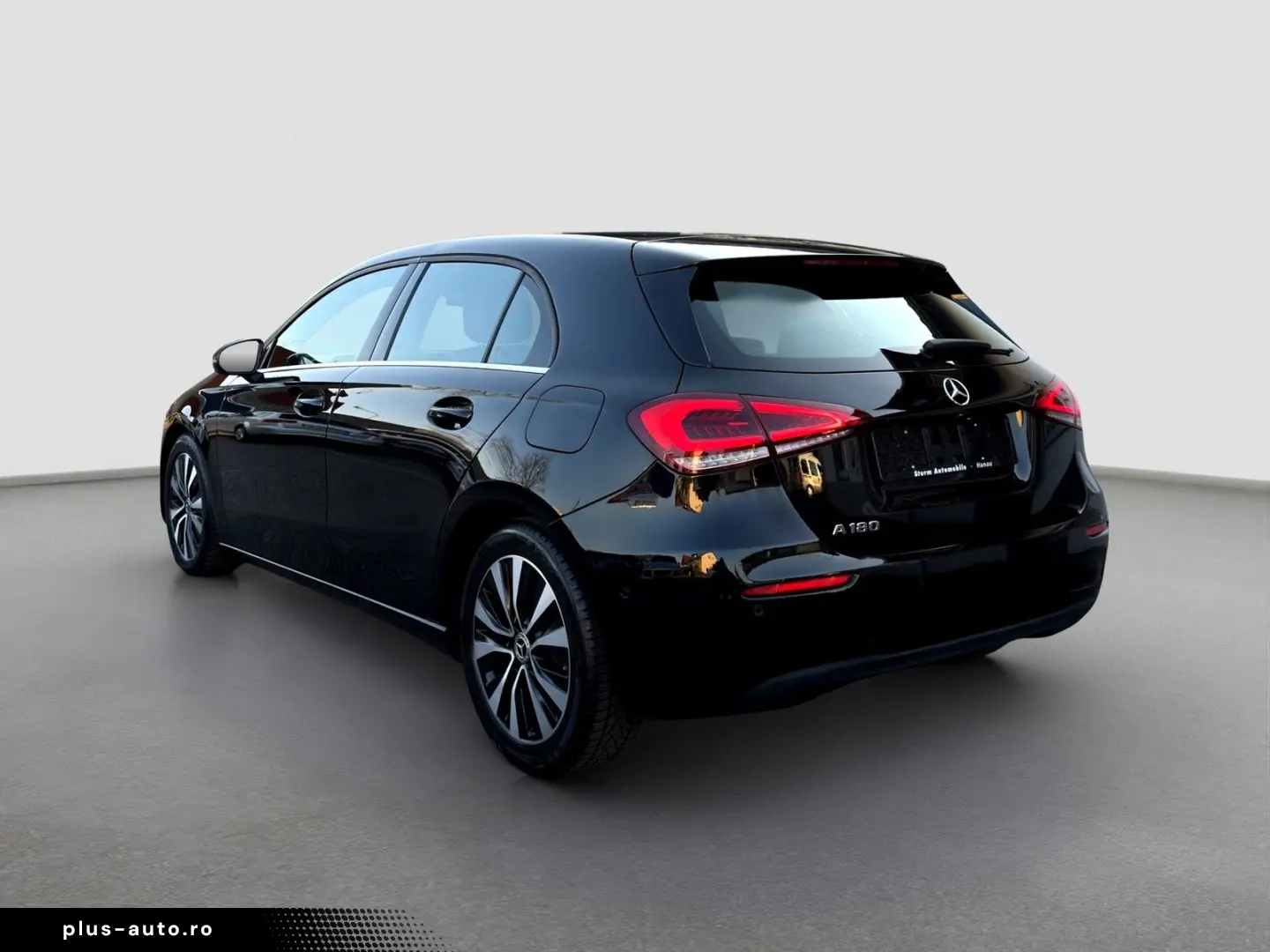 MERCEDES-BENZ A 180 WIDESCREEN KAMERA AMBIENTE SHZ LED NAVI