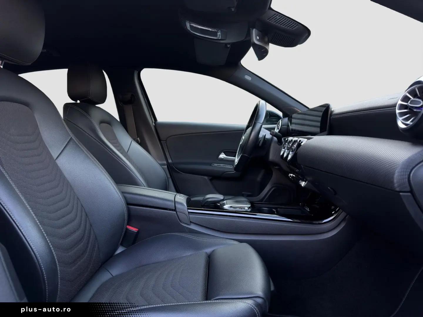 MERCEDES-BENZ A 180 WIDESCREEN KAMERA AMBIENTE SHZ LED NAVI