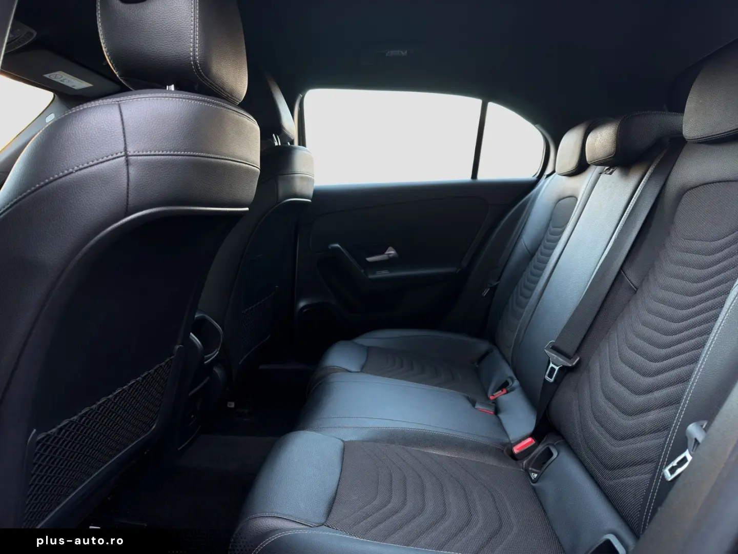 MERCEDES-BENZ A 180 WIDESCREEN KAMERA AMBIENTE SHZ LED NAVI