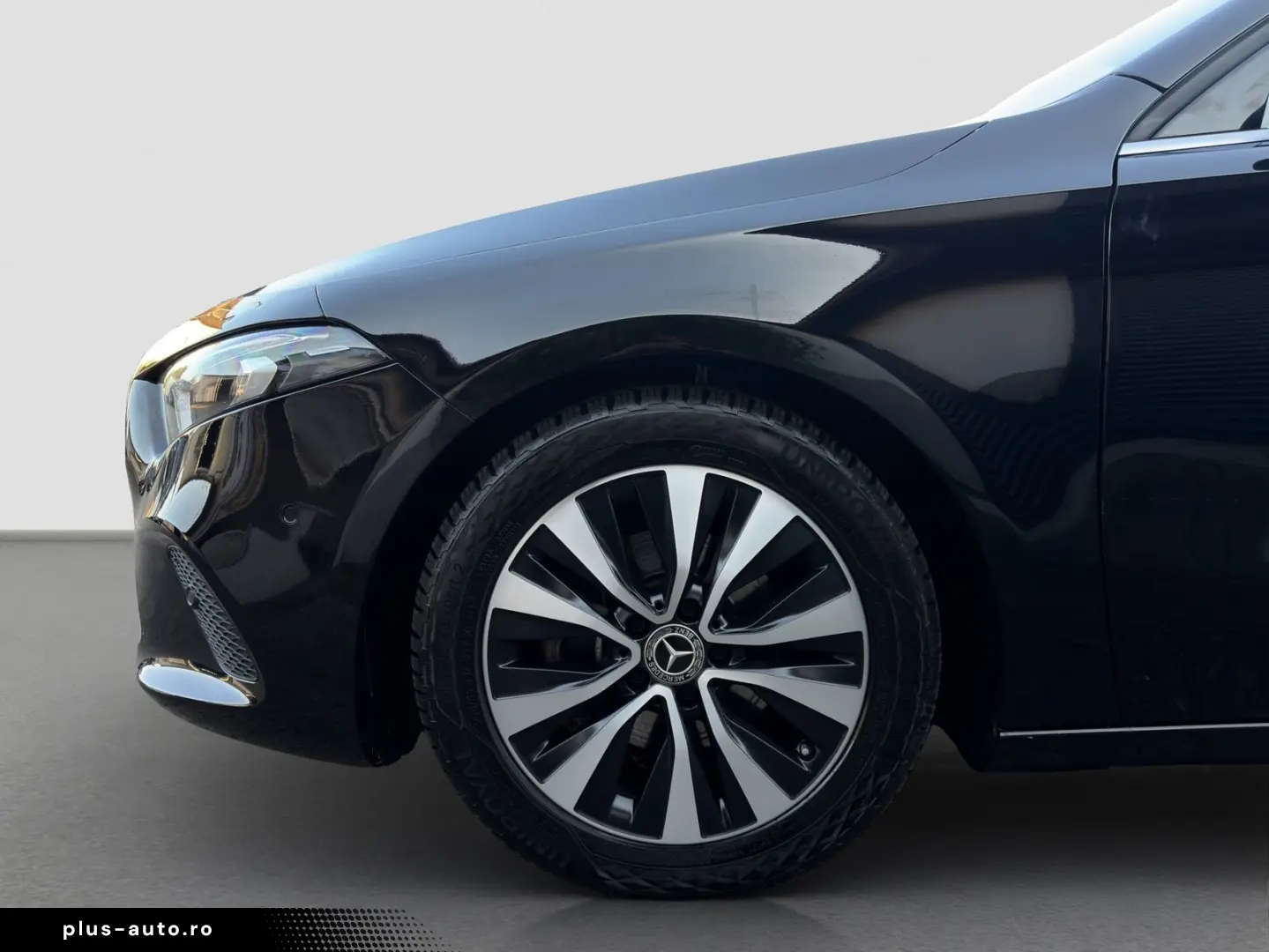 MERCEDES-BENZ A 180 WIDESCREEN KAMERA AMBIENTE SHZ LED NAVI