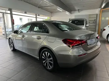 MERCEDES-BENZ A 180 d Style Limousine Digi Agility Park LED