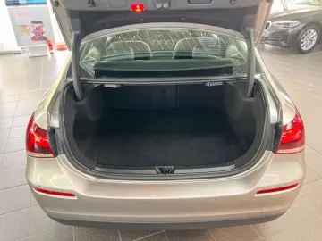 MERCEDES-BENZ A 180 d Style Limousine Digi Agility Park LED