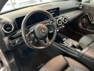 MERCEDES-BENZ A 180 d Style Limousine Digi Agility Park LED