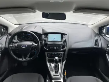 Ford Focus 2017 1.5TDCI   AUTOMAT  Navi JANTE  RATE GARANTIE
