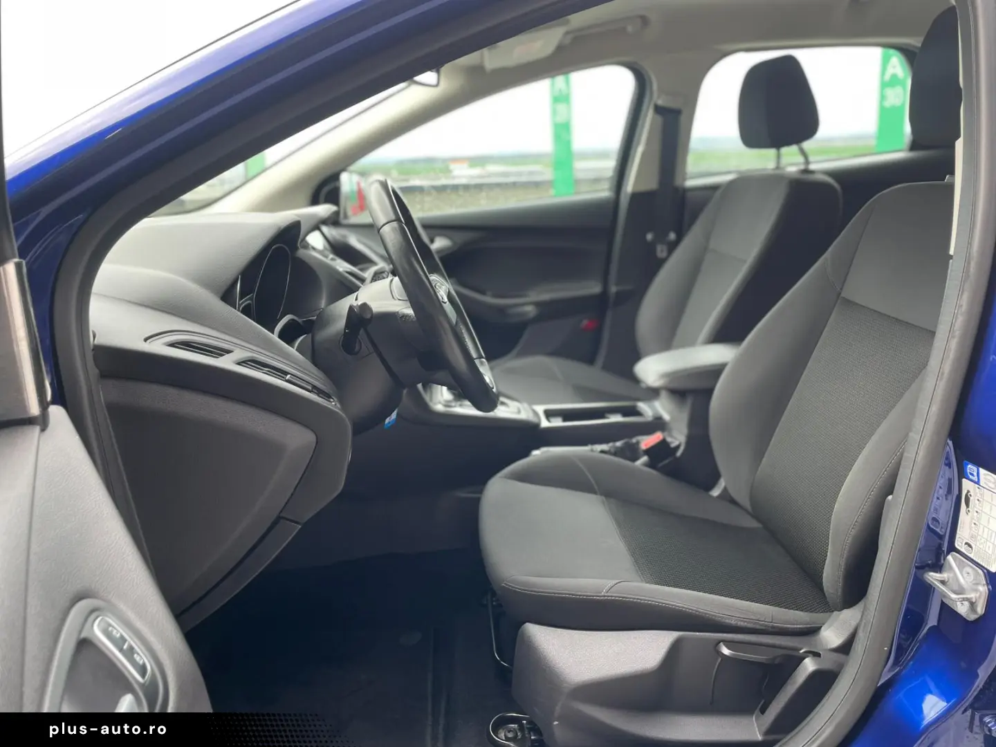 Ford Focus 2017 1.5TDCI   AUTOMAT  Navi JANTE  RATE GARANTIE