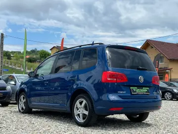 VW TOURAN