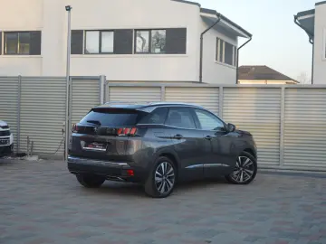 Peugeot 3008   300CP   4x4