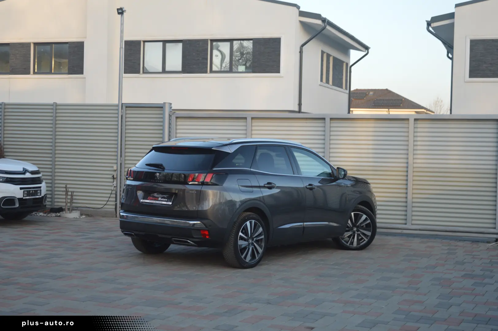 Peugeot 3008   300CP   4x4