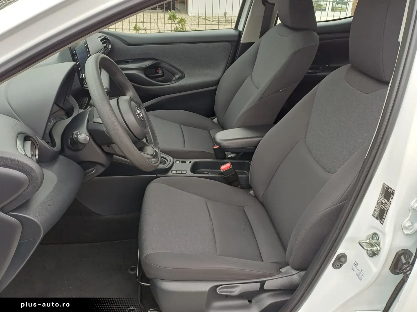 TOYOTA YARIS 1.5 hybrid 116 CP Eco