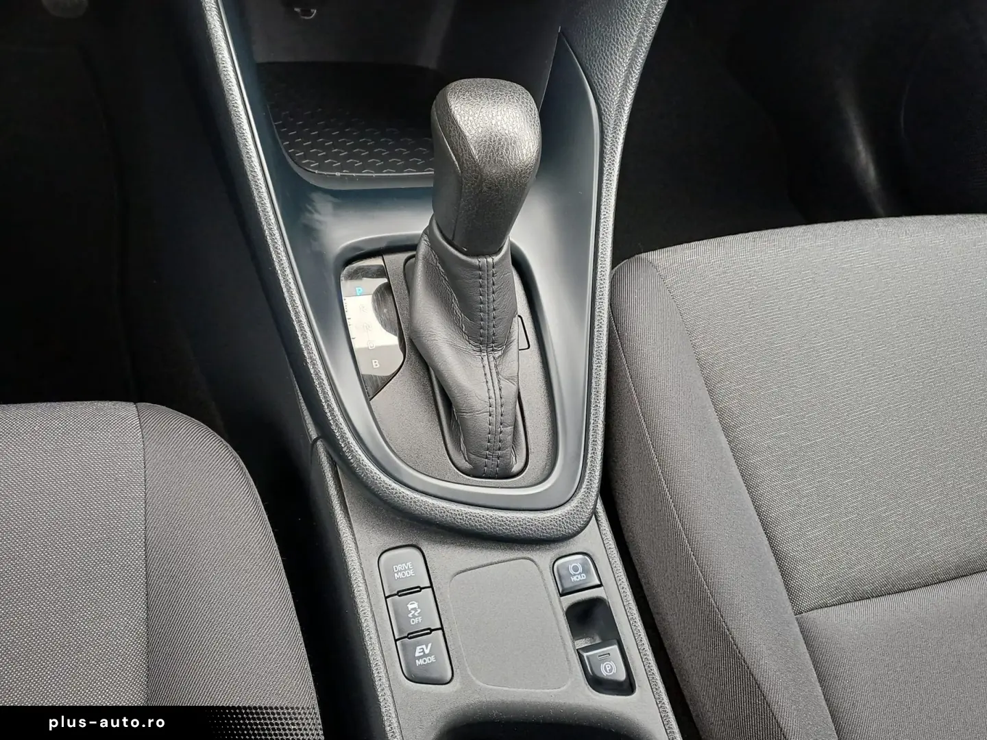 TOYOTA YARIS 1.5 hybrid 116 CP Eco