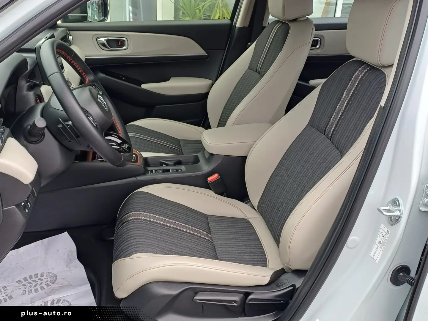 HONDA HR-V 1.5 e HEV 130 cp Advance Style