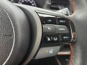 HONDA HR-V 1.5 e HEV 130 cp Advance Style