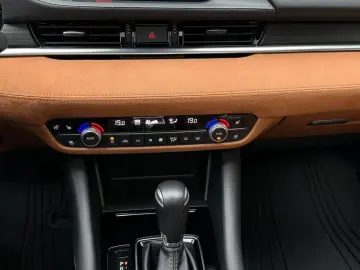 Mazda 6 2.5 AT 20 YEAR Aniversary