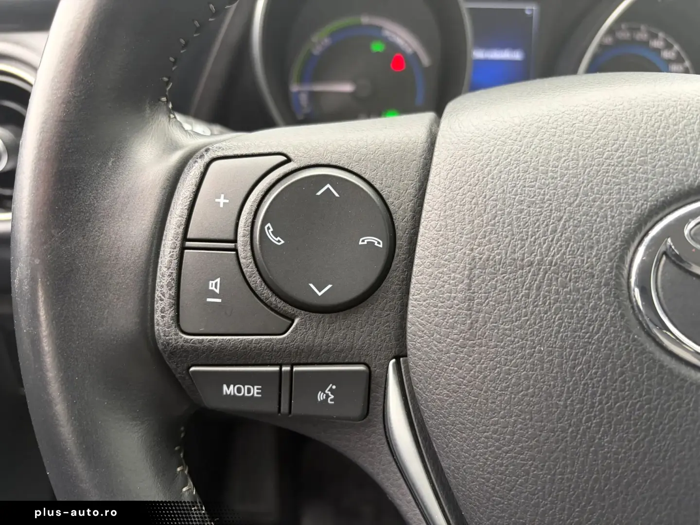 Toyota Auris Business 1.8 HEV- No 12