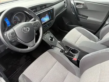 Toyota Auris Business 1.8 HEV- No 12