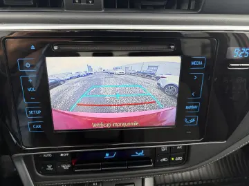 Toyota Auris Business 1.8 HEV- No 12