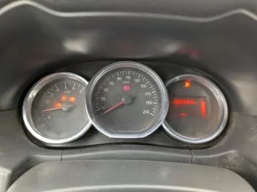 Dacia Duster   2015   1.5 dCi 109CP   4x4