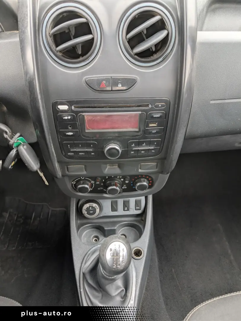 Dacia Duster   2015   1.5 dCi 109CP   4x4