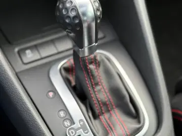 Volkswagen Golf 2.0 TSI GTI 35 Edition DSG