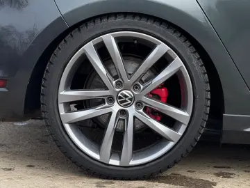 Volkswagen Golf 2.0 TSI GTI 35 Edition DSG