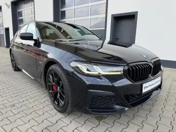 BMW 545e xDrive M-SPORT PRO AHK HARMAN-KARDON LEDER