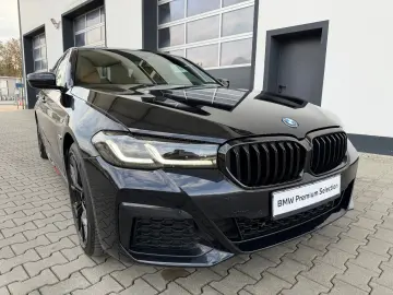BMW 545e xDrive M-SPORT PRO AHK HARMAN-KARDON LEDER