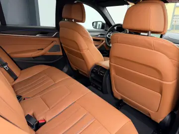 BMW 545e xDrive M-SPORT PRO AHK HARMAN-KARDON LEDER