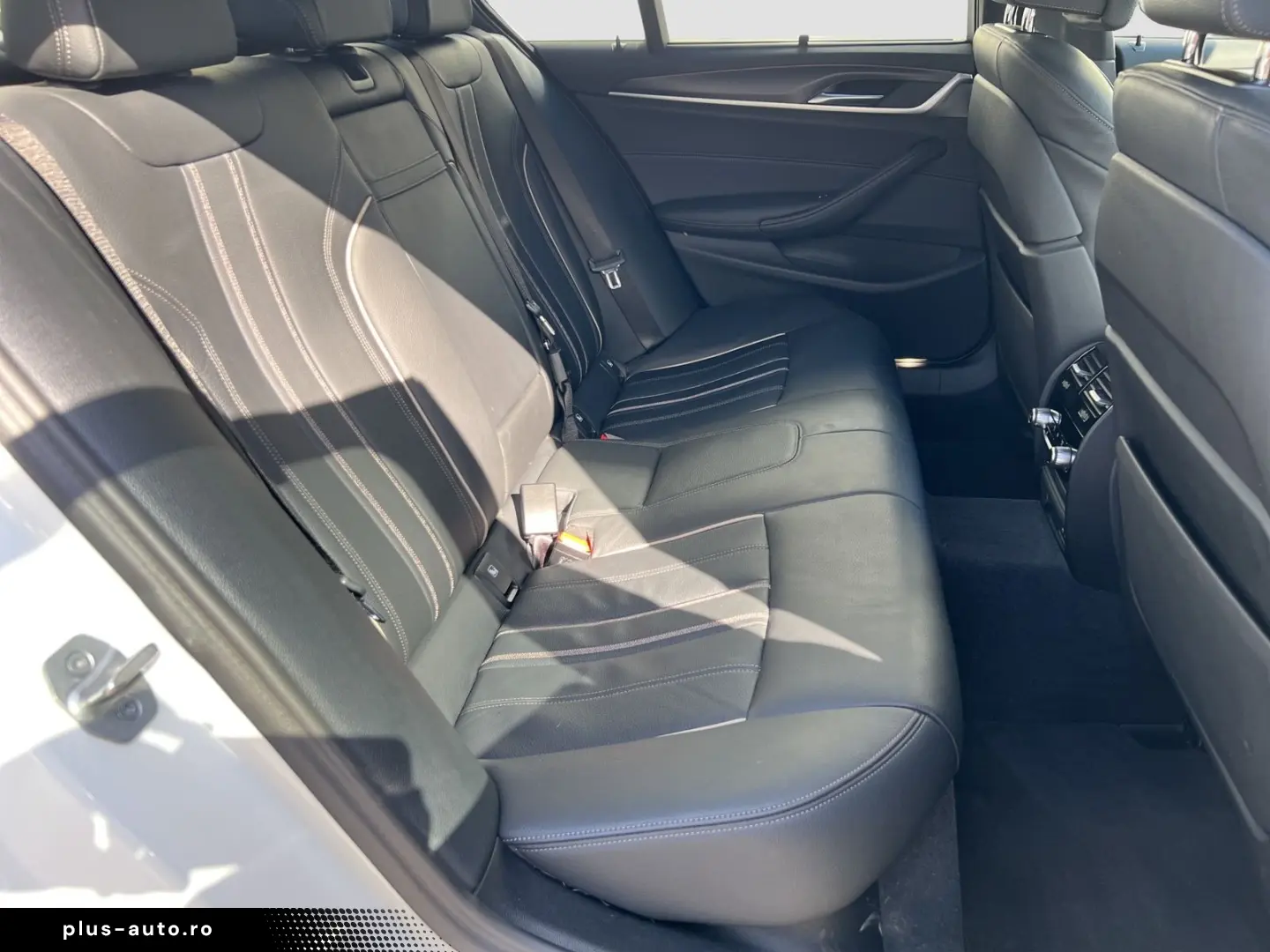 BMW 530i    M-Sport ACC Laser SpurAss HUD Navi RFK