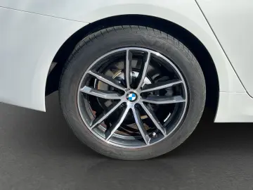 BMW 530i    M-Sport ACC Laser SpurAss HUD Navi RFK