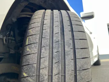 BMW 530i    M-Sport ACC Laser SpurAss HUD Navi RFK