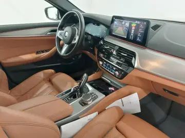 BMW 530d xDr. Lim. M-Sport LED ACC AHK HiFi Sthzg
