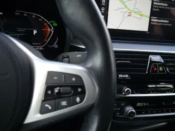 BMW 530d xDrive Lim. M Sport A.  AHK RFK DAB HIFI