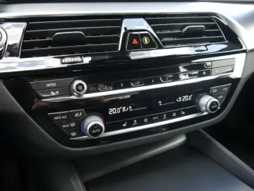 BMW 530d xDrive Lim. M Sport A.  AHK RFK DAB HIFI