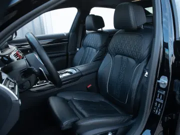 BMW Seria 7 740d xDrive MHEV