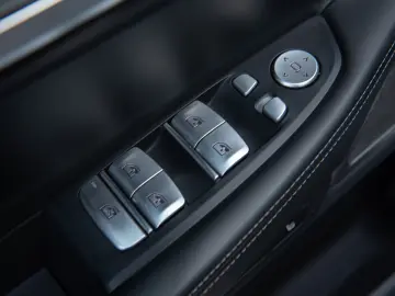 BMW Seria 7 740d xDrive MHEV