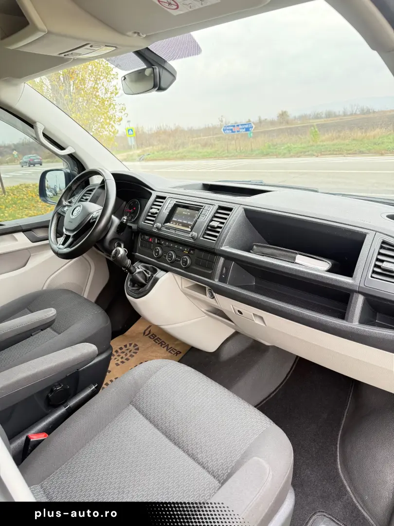 Volkswagen Caravelle LR Comfortline