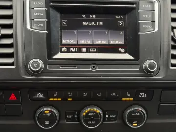 Volkswagen Caravelle LR Comfortline