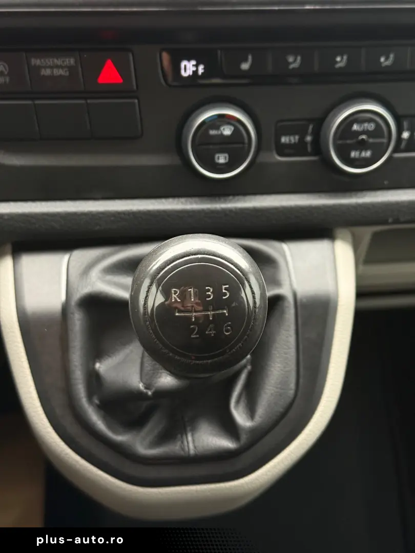 Volkswagen Caravelle LR Comfortline