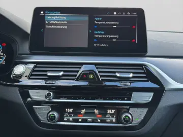 BMW 530e iPerformance Limousine M Sport Laser Parkin