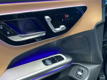 MERCEDES-BENZ CLE 200 4M Coupé  AMG MEMO PANO 360 KAM DISTR