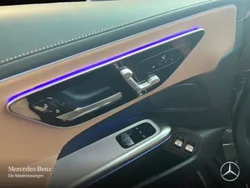 MERCEDES-BENZ CLE 300 e AMG Prem Fahrass  Night Digital Pano