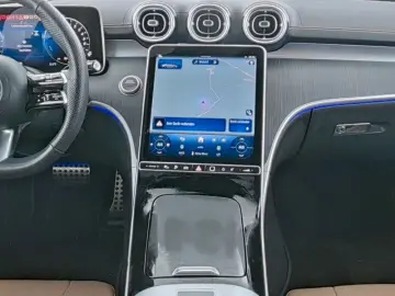 MERCEDES-BENZ CLE 300 e AMG Sport Night Distr Pano Burmes