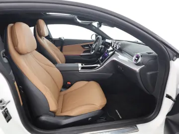 MERCEDES-BENZ CLE 300 e AMG Premium  Pano Memory Distr.