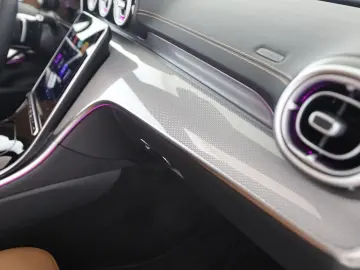 MERCEDES-BENZ CLE 300 e AMG Premium  Pano Memory Distr.