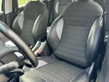 Peugeot 2008 2018 100.000km Dubluclimatronic Rate Garantie