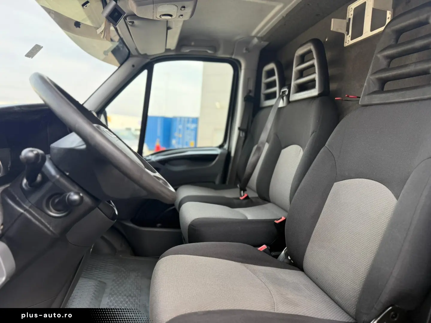 Iveco Daily 40C18 3.0HPI 180CP 2010 PUNTE DUBLA